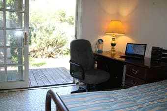 $1500 Furnished small studio in Palo Alto from 10/10/2016 3