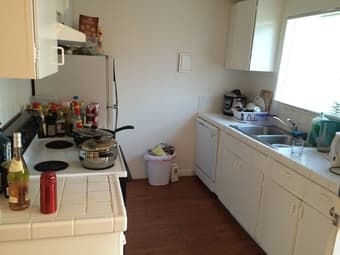 9/28-10/11 Room in Mountain View $500, Female only 2
