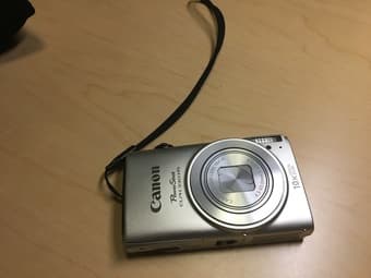 New Canon Digital Camera with 16G Memory Card and Case $110 1