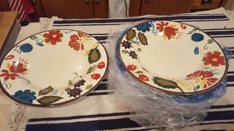 Floral stoneware plates - $8 1