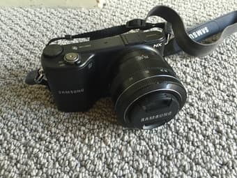 Selling Samsung NX2000, 20.3MP Camera ($200) 1