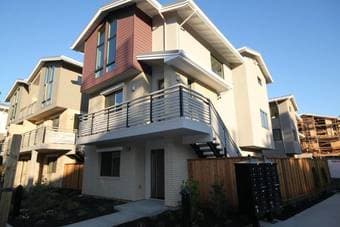 Private room with shared bath in a great 4bd/3.5bth house 1