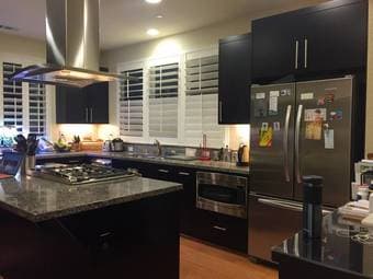 Private room with shared bath in a great 4bd/3.5bth house 2