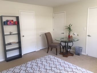 1950$( furnished,), Private BD/Bathroom- Standford)-Ok for short-term 1