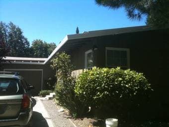 Bedroom in beautiful 3br / 1ba house in Menlo Park with garden ($1400) 1