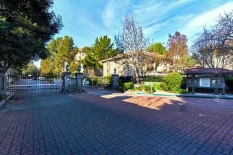 Master suite w/1 bathroom-Oct(十月) thru February(二) 3