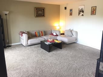 ONE BR/BA+PARKING AVAILABLE IN A SPACIOUS 2BR/2BA 2