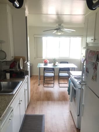 ONE BR/BA+PARKING AVAILABLE IN A SPACIOUS 2BR/2BA 3