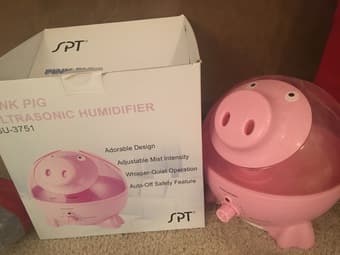 humidifier - pink pig shape $10 with box 1