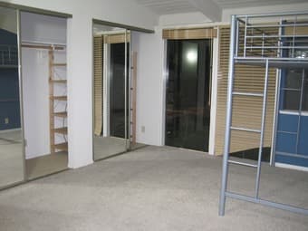 $750 spot in shared room in fun Palo Alto co-op 2