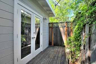 Studio/Cottage  -- WEST MENLO PARK 2
