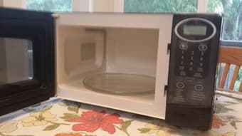 Microwave Sharp Carousel 2