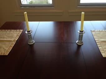 DINING TABLE 3