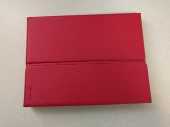 Ipad case with bluetooth keyboard $10 1