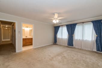 $1,190 Large house walking distance to downtown Los Altos 3