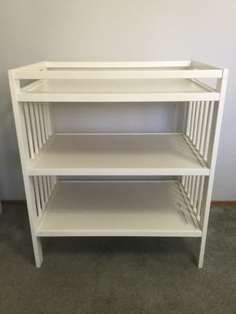 Moving sale (Tv, table, bed, etc.) 1