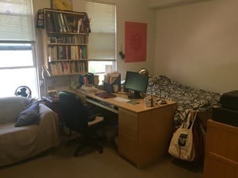 EV Studio 4 winter sublet available Dec 7 - Jan 4 2