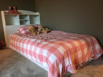 Moving Sale: Armchair, Mattresses, Stroller, Seat chair, lamps.... 2