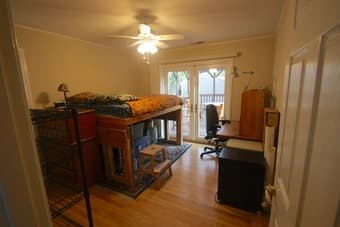 Room in 3BR Palo Alto house. Sublet Nov 15 - Feb 1. $1600/mo 1