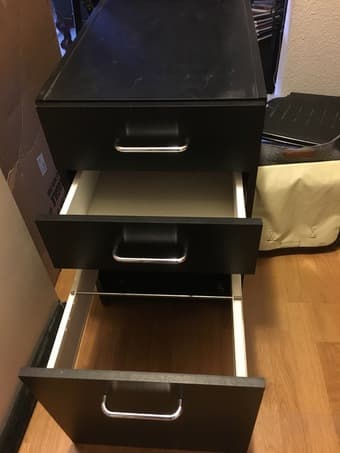 Filing cabinet and drawers $15 1