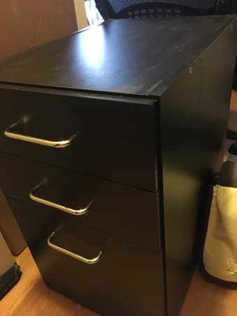 Filing cabinet and drawers $15 2