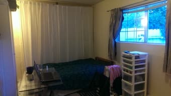 Room $950 in Palo Alto, available Nov. 1st 2