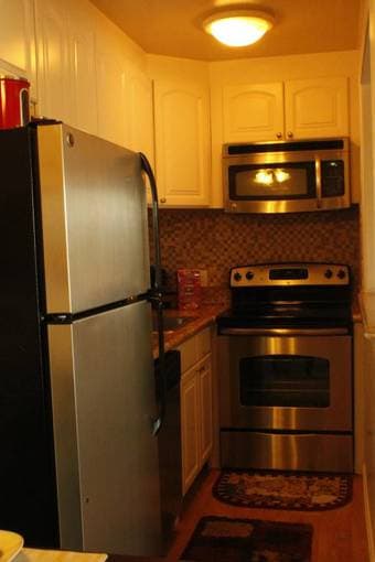 Mountain View 带独立卫生间的一间卧室短租（租期一个月） 3