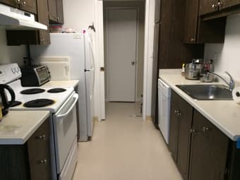 $1100 one bed room in 2b1b apartment available in Sunnyvale 2
