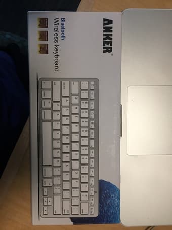 Anker Bluetooth Wireless keyboard 1