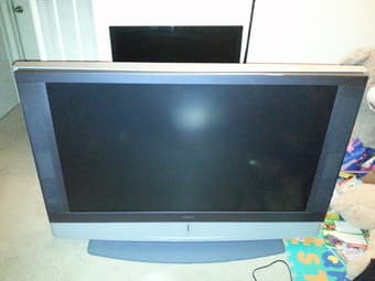 Sony 50" HDTV-ready rear-projection LCD TV 1