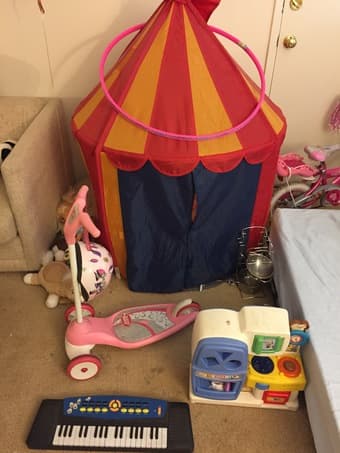 Moving out sale (kid stuffs) 1