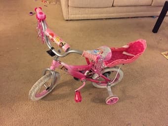 Moving out sale (kid stuffs) 3