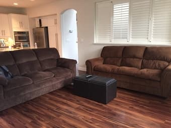 $1,375 Live with young professionals in beautiful house w/lots of ligh 2