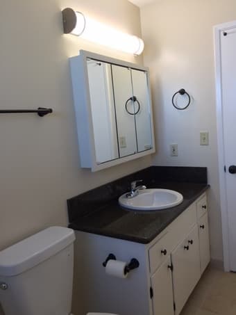 Beautiful & Quiet 2Bd 1 Bath 5 min drive from Stanford $2695 3