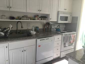 Room in beautiful 2bd/1ba close to Stanford! 1800/month 3