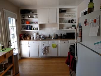 Dec 1 - $950 / mo - room in lovely house in Mid-town Palo Alto 2