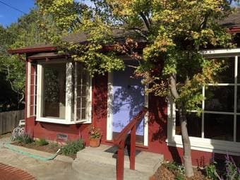 $1990, Menlo Park, hardwood floors and lots of light, large room 1