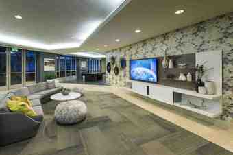 Large, Sunny Master Bedroom (Furnished) in Luxury Highrise w/ Hottub! 3