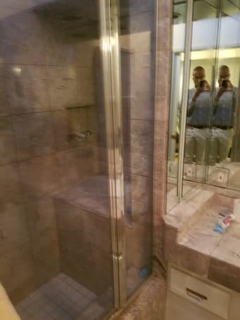 $1400 Menlo Park - One Bedroom, Private Bath, Walk in Closet 3