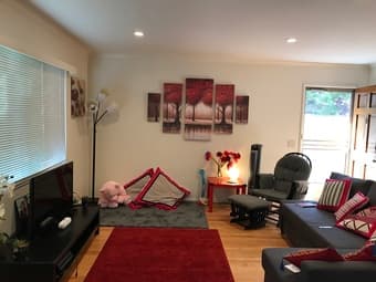 2BR/1BA Beautiful Furnished Apartment in Downtown Palo Alto. 1