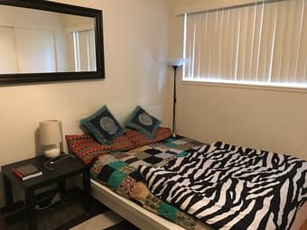 2BR/1BA Beautiful Furnished Apartment in Downtown Palo Alto. 3