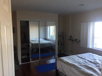 San Francisco bedroom sub-lease for December ($1000+utilities+deposit) 1