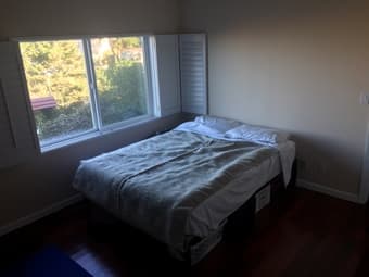 San Francisco bedroom sub-lease for December ($1000+utilities+deposit) 2