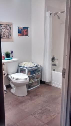 1 month Single or Couple Premium Studio sublet. Dates:12/8/16 -1/9/17 2