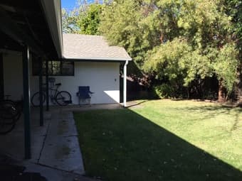 1 BR available in 4BR house, $1100/month (palo alto) 3
