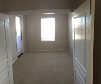 $1200 - Room Available in a 3BR/2BA in Redwood City 3