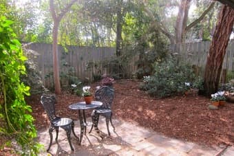 Private Studio near Stanford, $1895 2