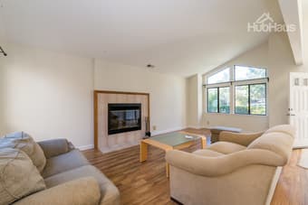$1,390 Beautiful house with young professionals in Palo Alto 2