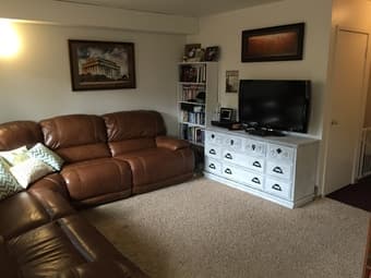 2 bed/1 bath EV apartment sublet 12/15 - 1/3 1