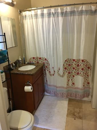 Large room in 4br Menlo Park house available now! ($1300/month) 3